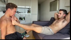 Igor Miller fucks Oliver Hunt