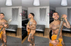 therealmrexotic plays the guitar naked