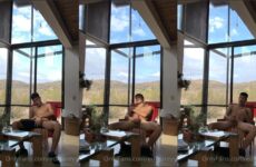 ediporeyy jerks off with a view