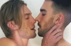 TEMPT - Jeff Kasser and Travis Bryant - Sensual kissing - JustTheGays.com - Stream the newest and hottest gay videos for free from your favorite performers from OnlyFans, Just for Fans, and 4myfans