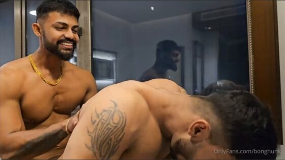 Fucking manly bottom – BongHunk and DcHunter