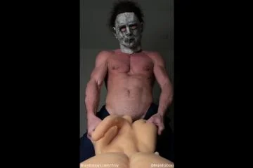 Troy jerks off in a Michael Myers mask – TroyxBrandt – Halloween Special