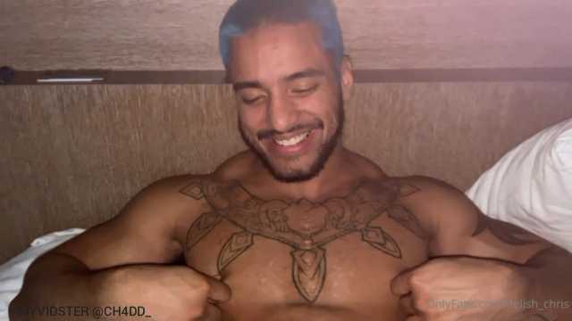 Dombeeef – Joey Diamond Worshiping This