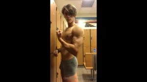 Flexing in the gym locker room – Chase Stobbe (cmschse)