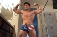 Derek Martin – Bathroom Flex and Jerk