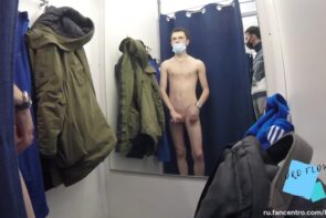 Russian twink jerks off in fitting room while people are outside – LordFlow