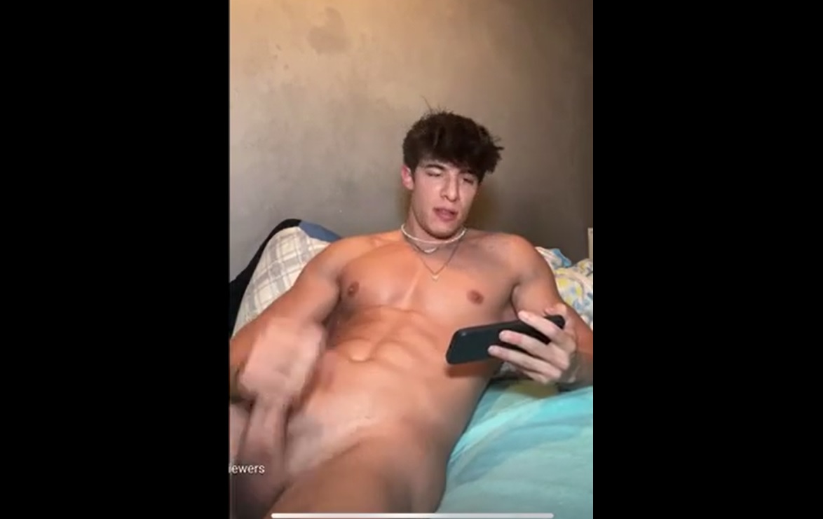 Young Sergio Mengual jerks and cums live - JustTheGays.com - Stream the newest and hottest gay videos for free from your favorite performers from OnlyFans, Just for Fans, and 4myfans