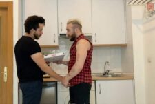 Pizza Deliveryboy – Manuel Scalco and Aitor Fornix – RFC