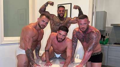 Manuel Reyes With Big Harry, Big Liam And Danny Flex – RFC