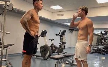 Gian Luca fucks Franco Arias after a workout