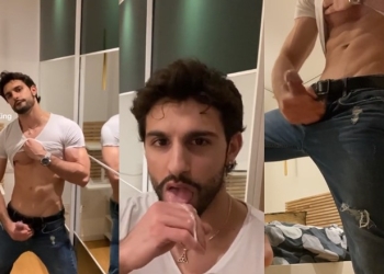 Parsifaltheking jerks off in the bedroom