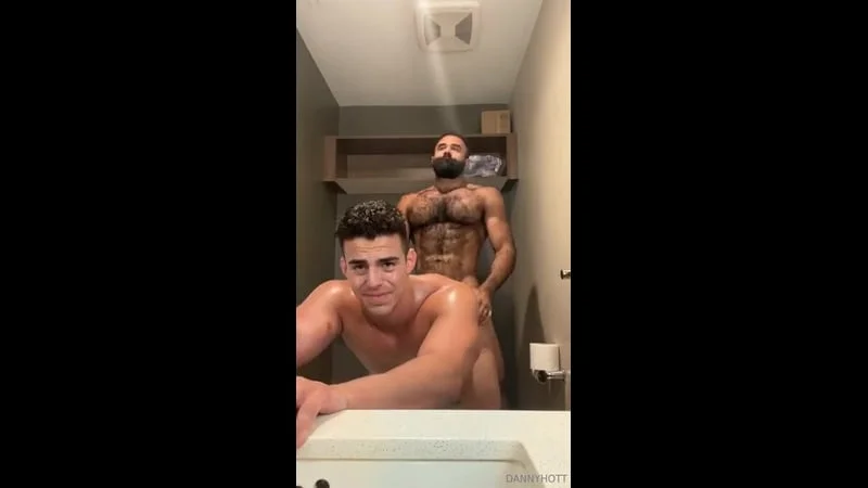 Persian Alpha Wolf (alphatopwolf22) fucks Daniel Mendoza (dannyhott)