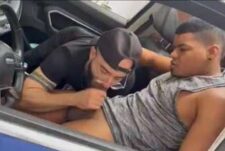 LeandrJocxx and Maykol226 fuck in the car