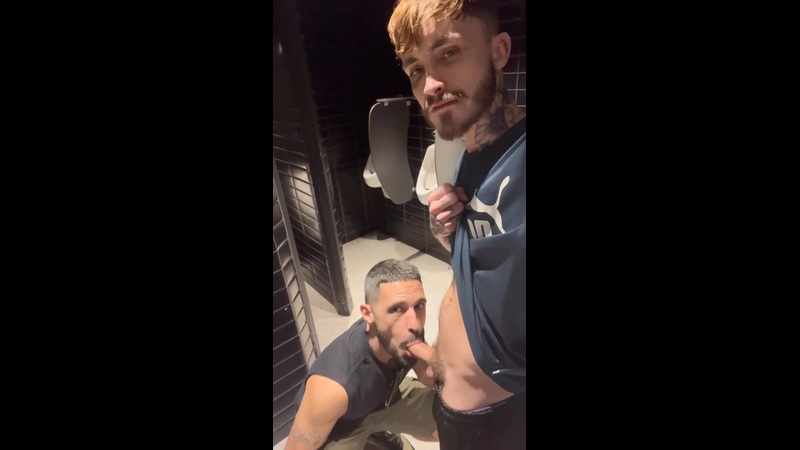 Hariel Dias (hariel_xxx) fucks Shulxxx in a public bathroom