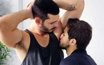 Ricky Hard bangs Tiago Santana