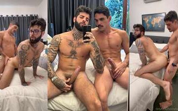 Rafael Newbold and Mauro Lemos fuck – 3