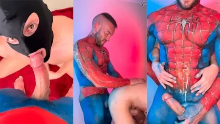Body Art – Picassshole and Micael Wilson fuck