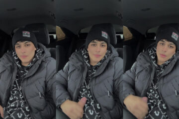 Twink jerks off in the car – godofdesire911