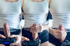 Gaymer jerks off while playing – ItachiBwc