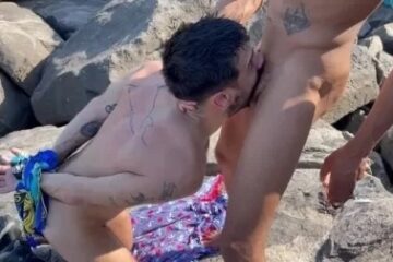 Beach Toy – Two Men, One Hole – Fernando Brutto, Gabriel Paxxeco, Rick Paixao group fuck on the beach