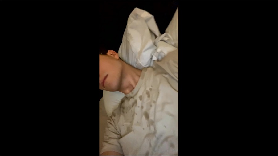 Just busted a huge load all over myself and my face Watch my face as I shoot all over it Dont you w1 – with Ethan_Pr