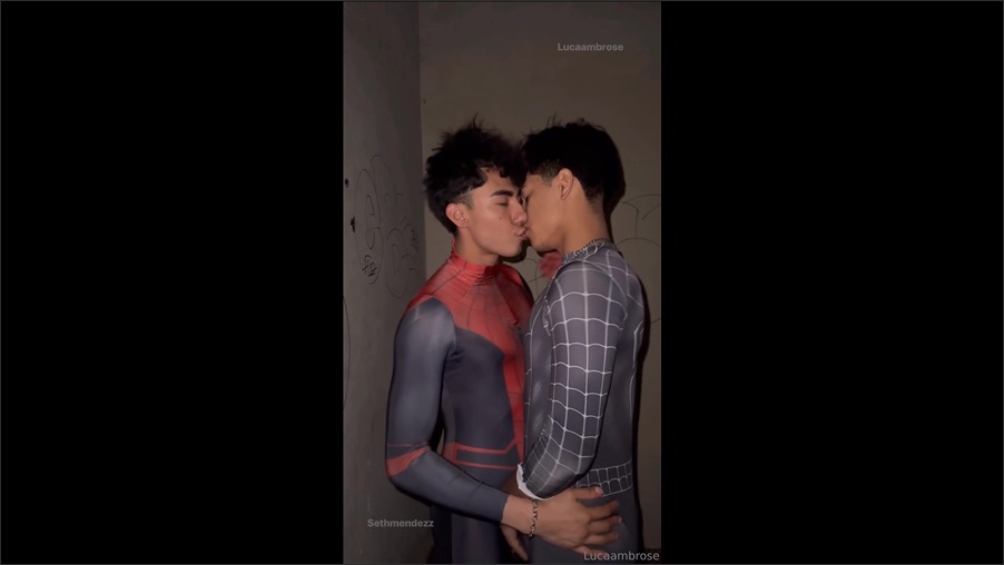 Spidey on Spidey action youve been dreaming about Webs arent the only thing getting shot tonight. Unloc – Luca Ambrose