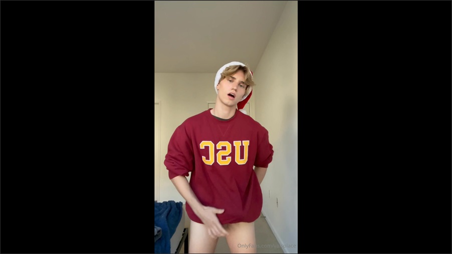 College boys celebrating Christmas – with Valentin Mehinagic (valsplace)