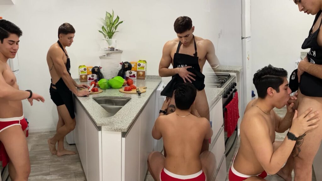 Leo Nastacio gets his cock sucked in the kitchen