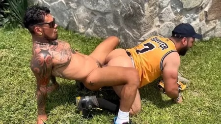 Pablo Bravo And Jupiter Colt fuck in the park