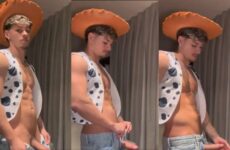 Alex Mendes (alexwm10) shows off his cock while dressed as Woody