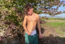 Samuele Cunto (sexysamu) gets caught jerking off in the woods