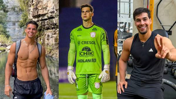 Arthur Rosseto shows off his cock