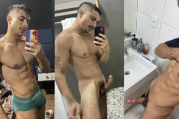 Renan Franco jerks off in the bathroom