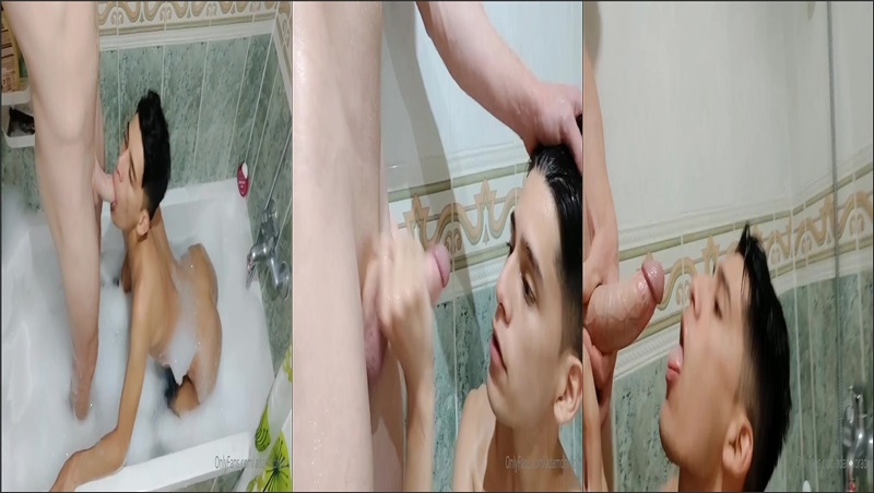 adamdorado sucks a cock in the bathtub