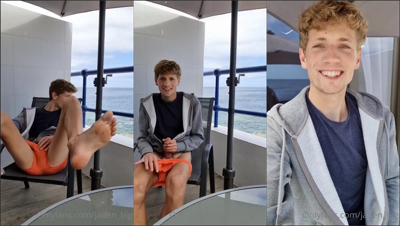 jaden_big jerks off on the balcony jaden_big jerks off on the balcony