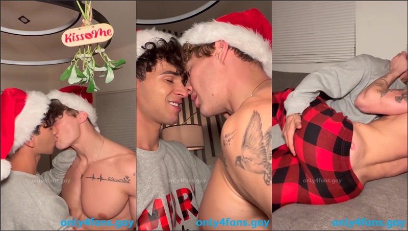 Making out under the Mistletoe – Angel Dario Garcia (Alann23) and Melvin (melvinmoore)