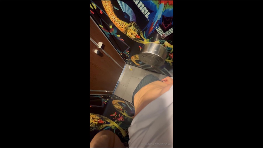 Suck me in the gm toilet. They were all looking at me bulge while I walked out – with Valentin Mehinagic (valsplace)