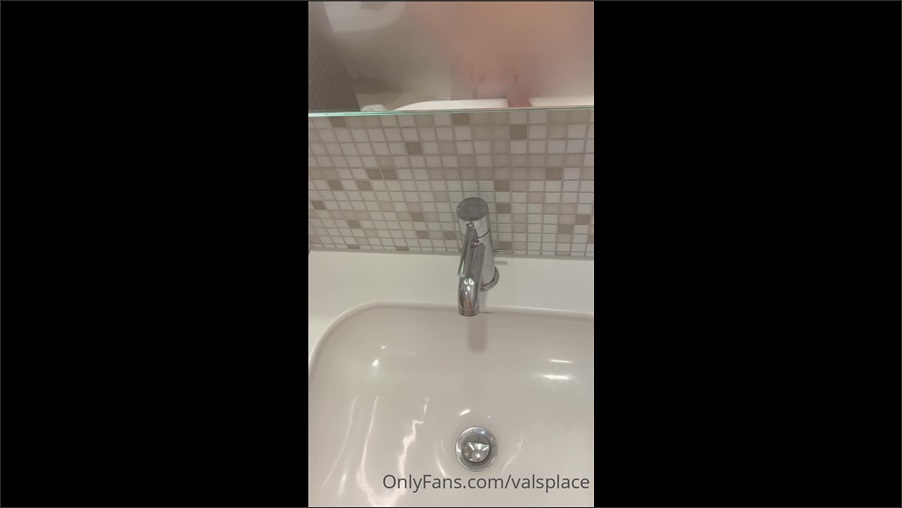 Just came Home and first thing first a nice warm Shower  Clean and ready to be used  – with Valentin Mehinagic (valsplace)