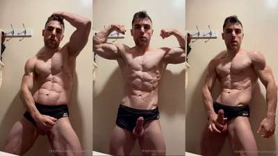 Mario Vertigo (Alex Schaikovsky) flexes and jerks off