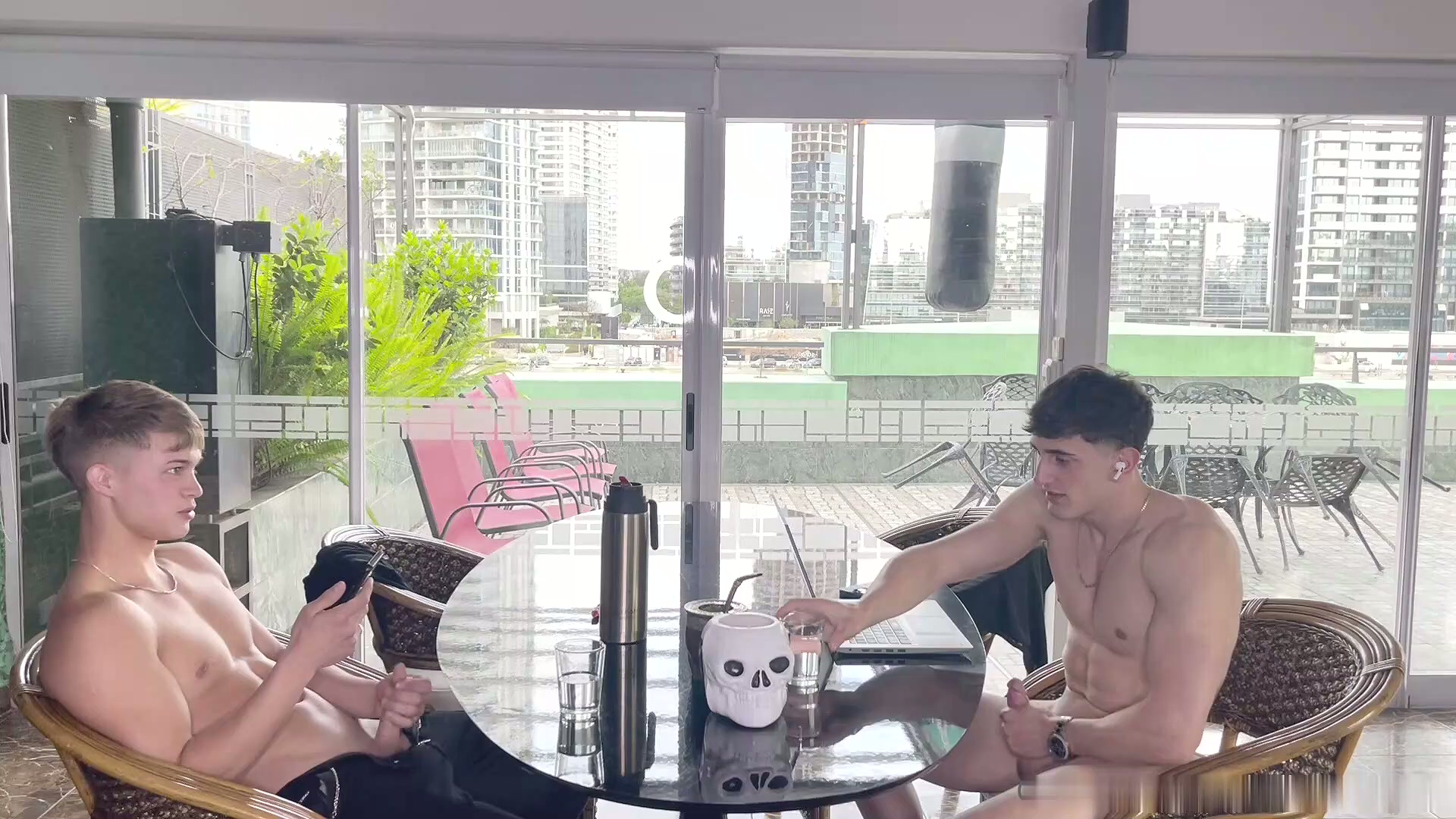 Kitoshelby00 and Nova Ashwood jerk off together at the table Kitoshelby00 and Nova Ashwood jerk off together at the table