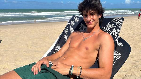 Influencer Matheus Theodoro shows off his cock