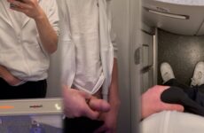 Fedehub_Twink jerks off in the plane lavatory