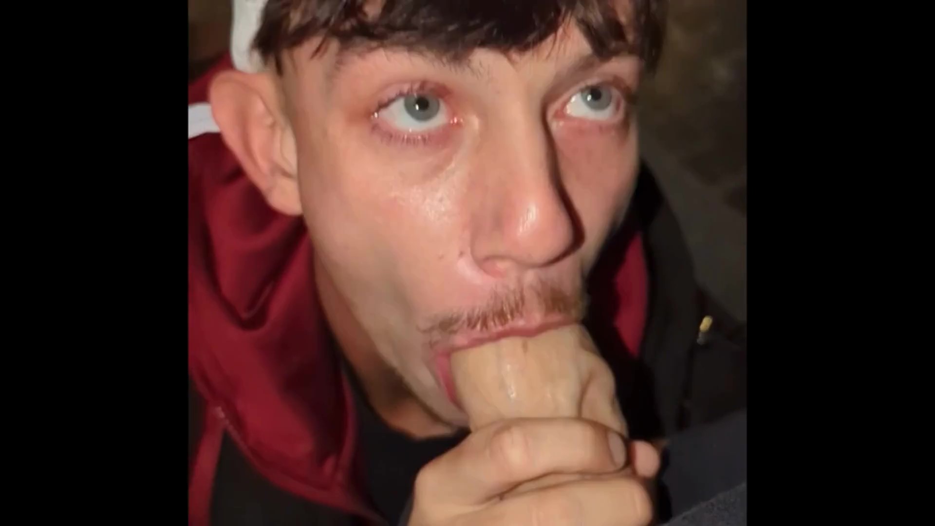 Taylor Jay (Taylorjxxx) – a blowjob in the basement