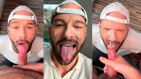 Face Painter – Lynxxx069 and Nathan Adams – a blowjob and facial