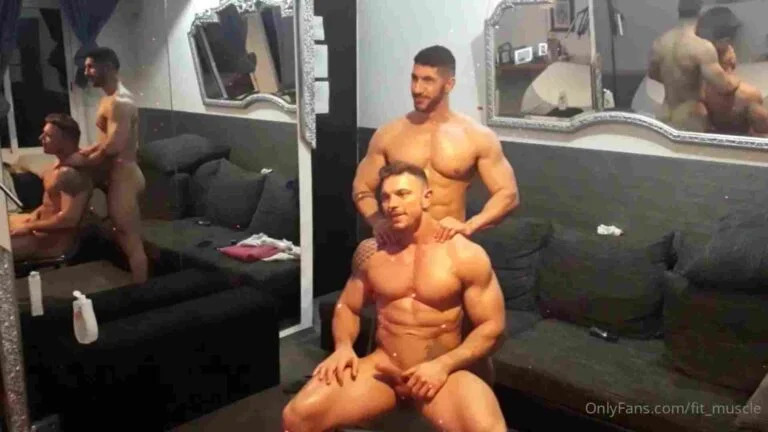 Lucas and Luis (fit_muscle) feel eachother’s bodies