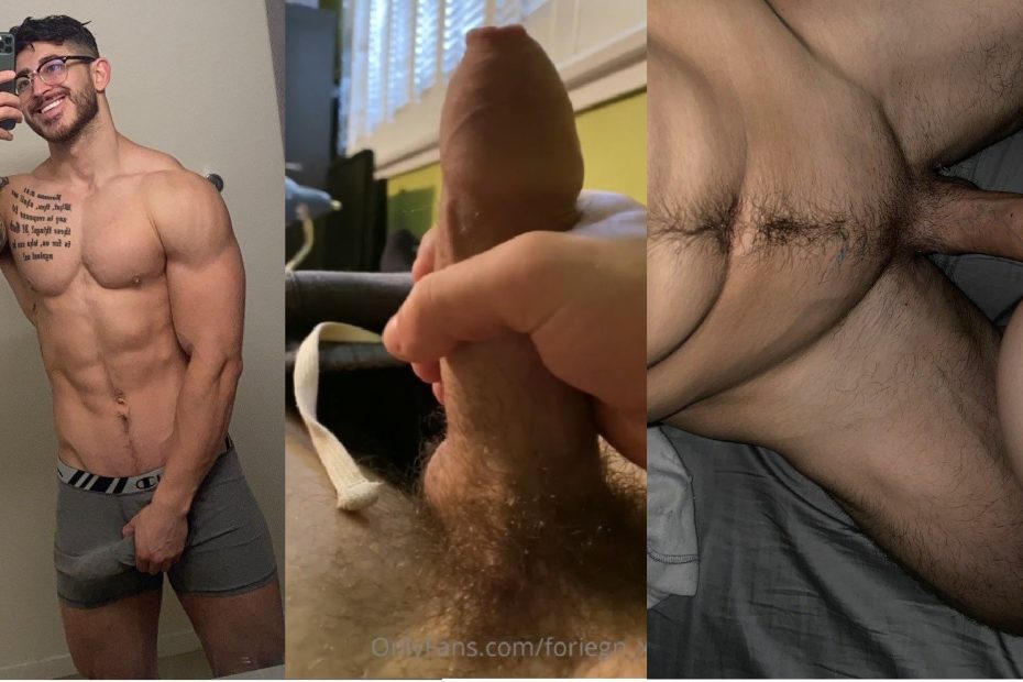 Foreign_xo shows off his cock – compilation