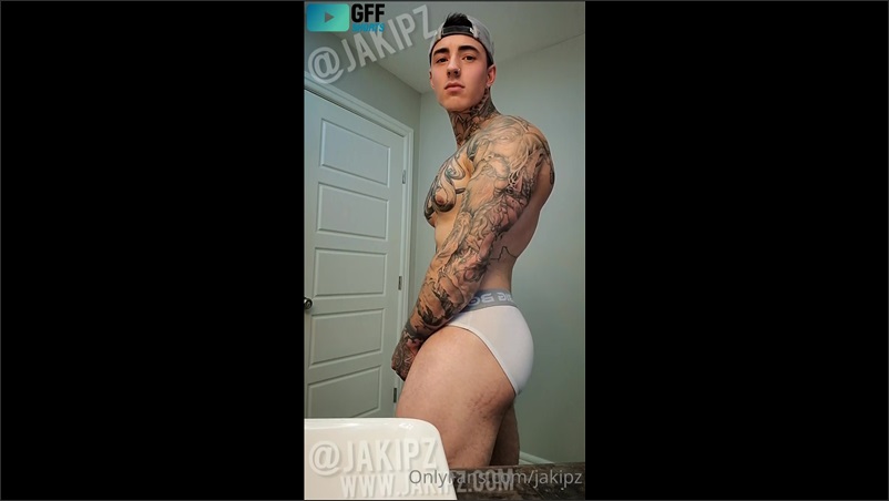 Showing off my big cock in my underwear – Jake Andrich (Jakipz)