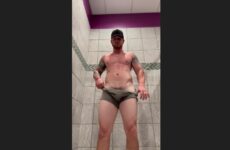 Showing off my body after a workout – Bam Mikell (bammikell)