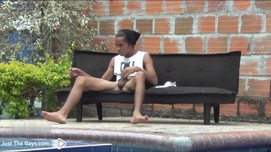 Abigael Sanchez jerks off and gives himself a facial by the pool
