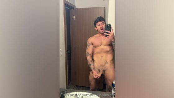 Quick solo jerk off – Raphael James (raphaelsplayground2)